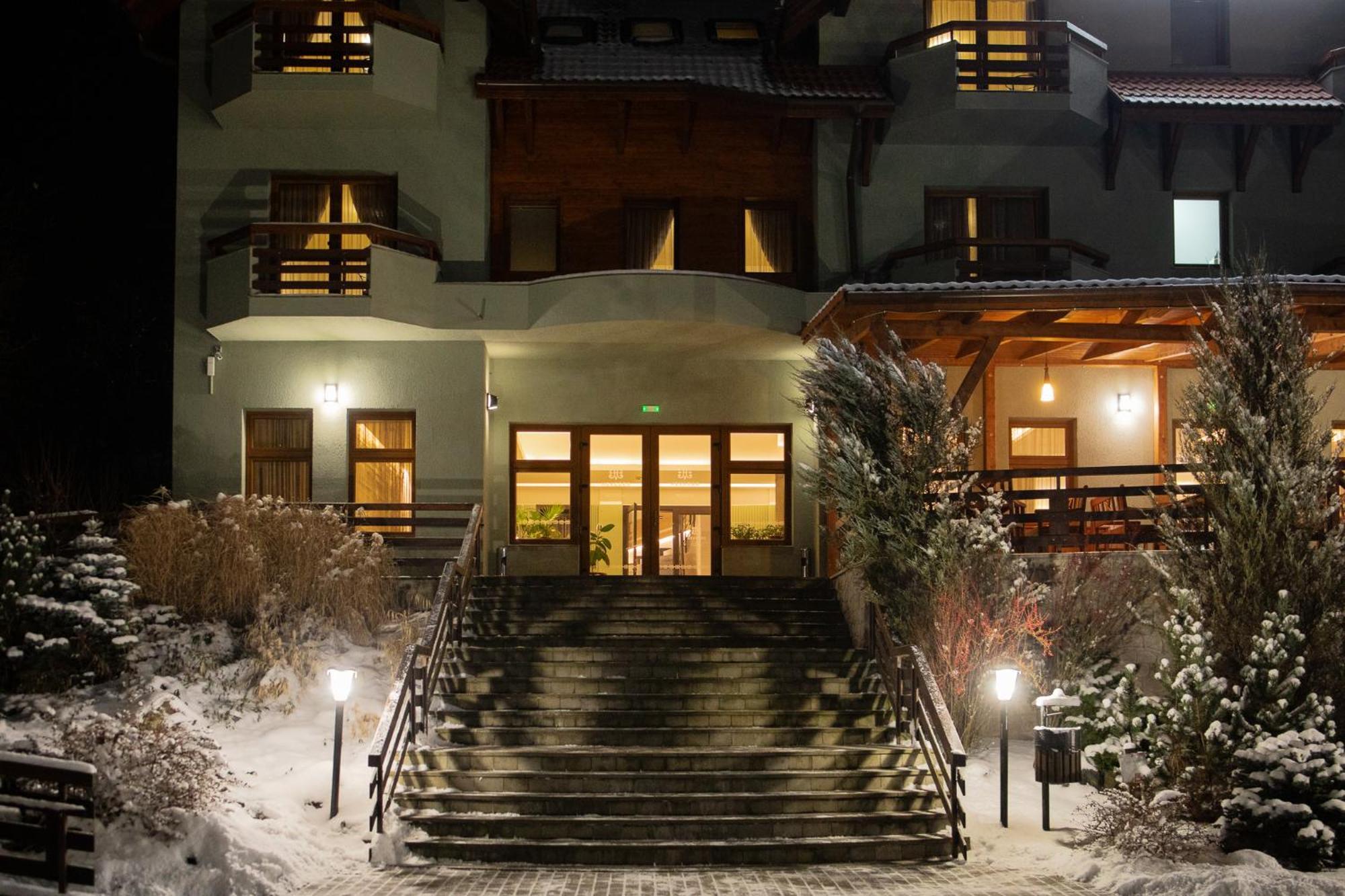 Pensiunea Heveder Praid Exterior foto
